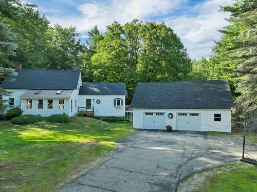 1195 Chocorua Road, Tamworth, NH, 03817 | Card Image