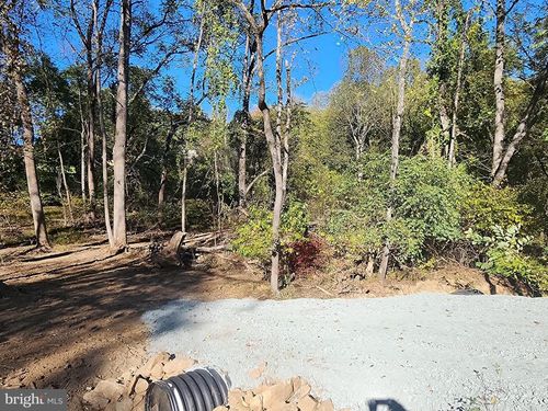 28 Meadow Lark Trl, FAIRFIELD, PA, 17320-8109 | Card Image