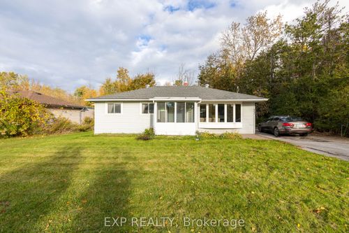 23 Grew Blvd, Jacksons Point, ON, L0E1L0 | Card Image