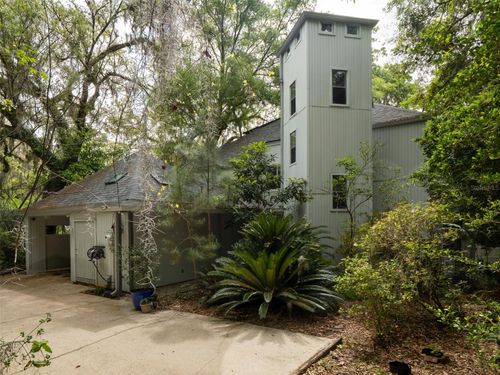 222 Sw 27th St, GAINESVILLE, FL, 32607-3130 | Card Image