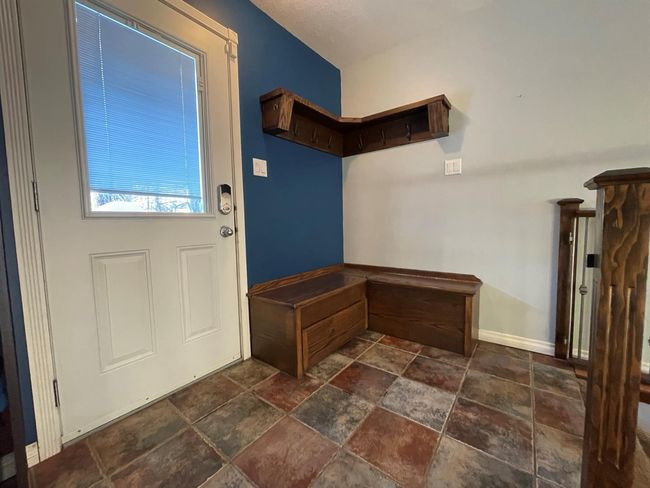 5209 49 Street, House other with 4 bedrooms, 2 bathrooms and 4 parking in Kitscoty AB | Image 4