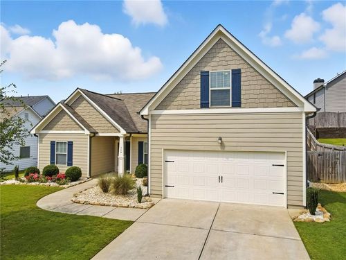 119 Kestrel Ct E, Dawsonville, GA, 30534-4623 | Card Image