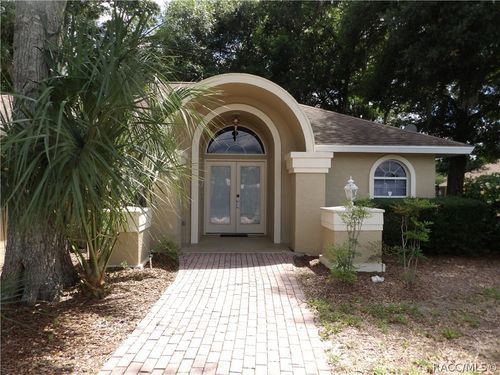 2520 N Trucks Ave, Hernando, FL, 34442-4941 | Card Image
