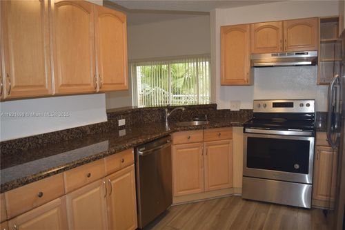 apt-206-3413 Nw 44th St, Lauderdale Lakes, FL, 33309-4262 | Card Image