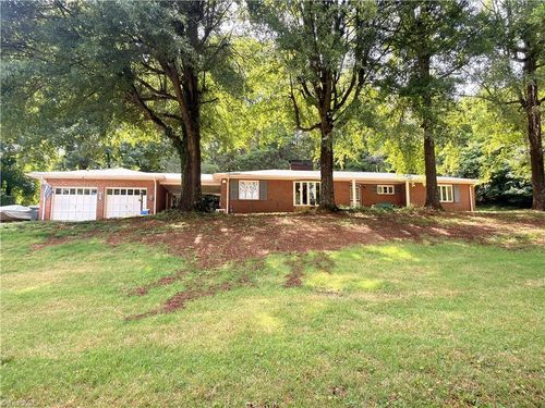 2297 Austin Traphill Rd, Elkin, NC, 28621-7953 | Card Image
