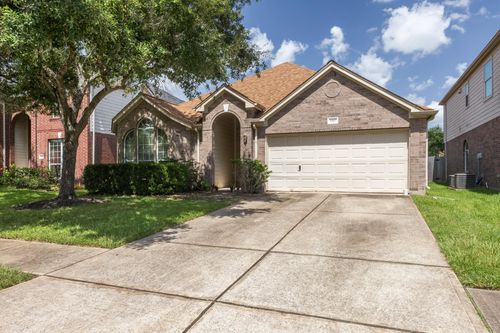 3411 Farrel Hill St, Fresno, TX, 77545-7072 | Card Image