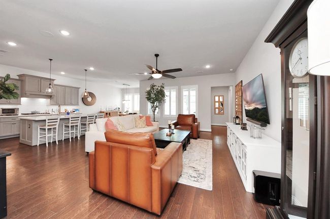 2106 Berry Trace Ct, House other with 4 bedrooms, 4 bathrooms and 3 parking in Manvel TX | Image 11