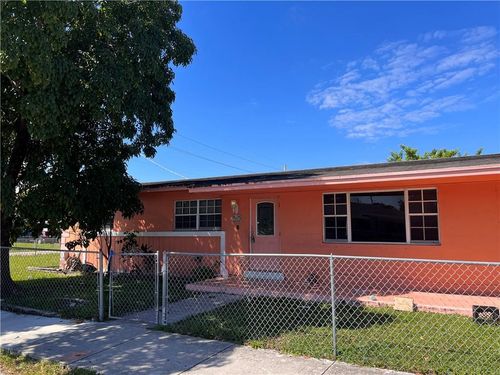 5201 Sw 19th St, West Park, FL, 33023-3164 | Card Image