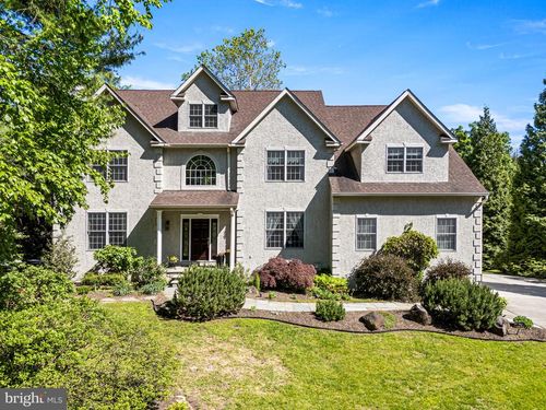 734 Cornelia Pl, PHILADELPHIA, PA, 19118-4109 | Card Image