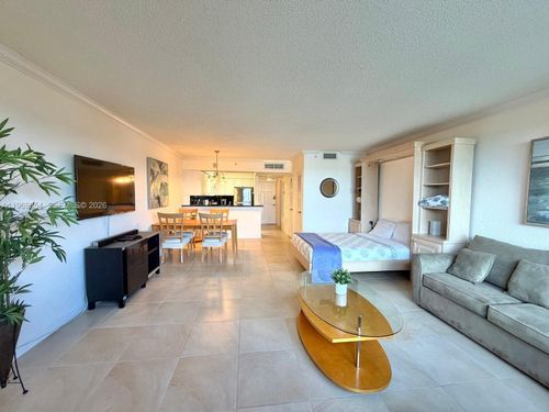 apt-527-2501 S Ocean Dr, Hollywood, FL, 33019-2609 | Card Image