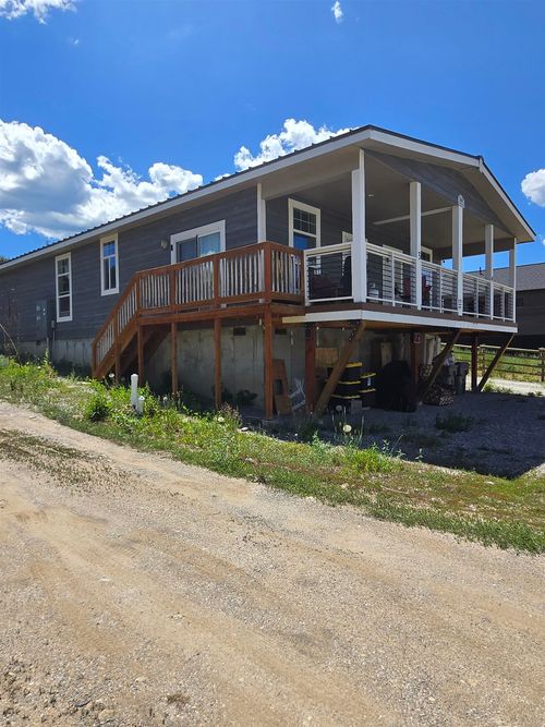 360 Wooden Spur Dr, Alpine, WY, 83128 | Card Image