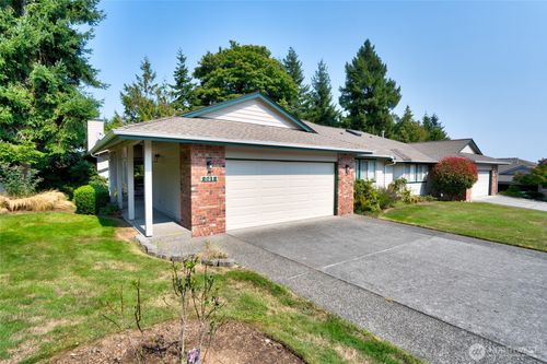 2012 Creekside Cir, Anacortes, WA, 98221-2460 | Card Image