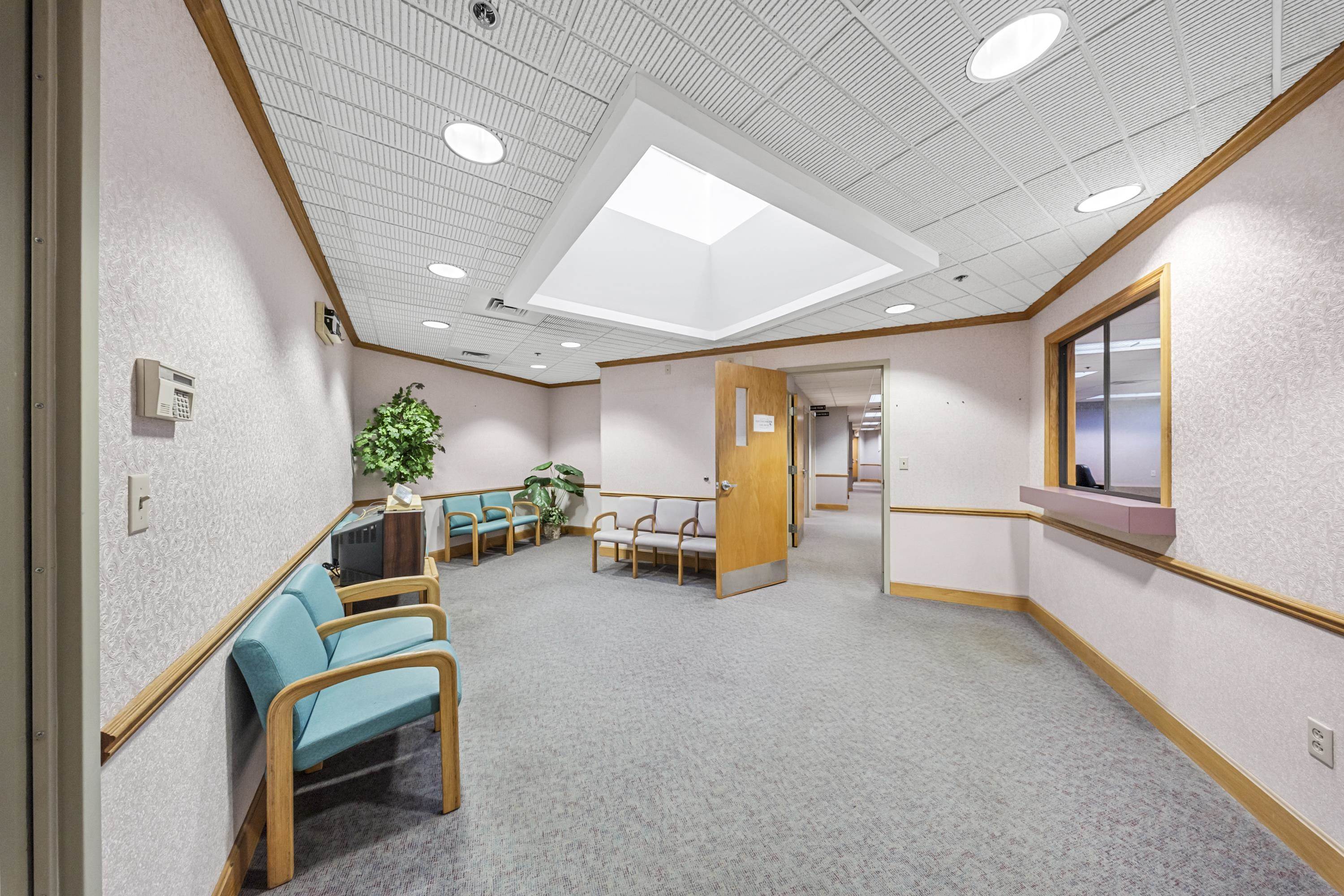 Commercial Sale in Ashland