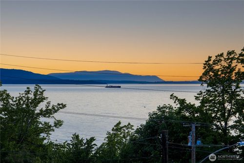a-201 S State St, Bellingham, WA, 98225-5825 | Card Image