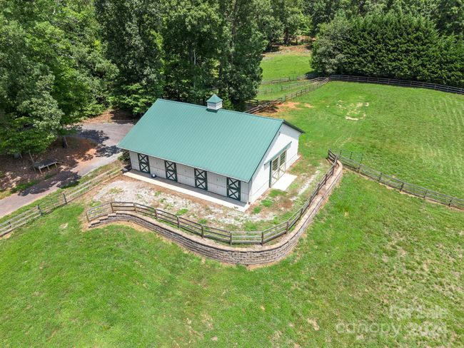 699 Bill Collins Rd, House other with 2 bedrooms, 2 bathrooms and null parking in Columbus NC | Image 30