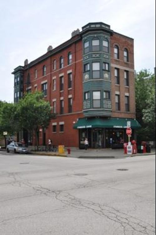 4-1351 W Roscoe St, Chicago, IL, 60657-0340 | Card Image
