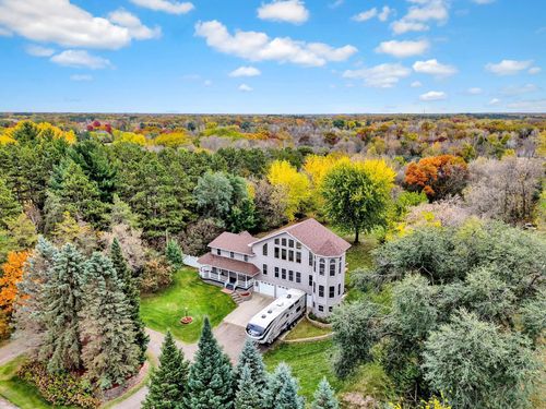 632 157th Ave Ne, Ham Lake, MN, 55304-5517 | Card Image