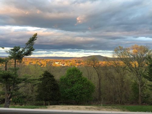 2-322 Sunset Hill Rd E, Fishkill, NY, 12524-2819 | Card Image