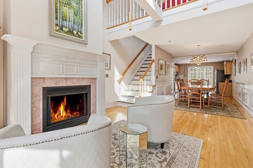 22-22 Tanglewood Park Dr, Haverhill, MA, 01830-2281 | Card Image