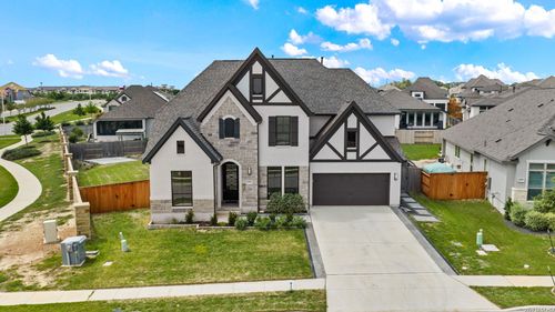 1907 Peres St, New Braunfels, TX, 78132-0182 | Card Image