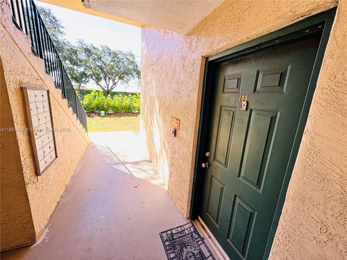 apt-108-1727 Village Blvd, West Palm Beach, FL, 33409-2063 | Card Image