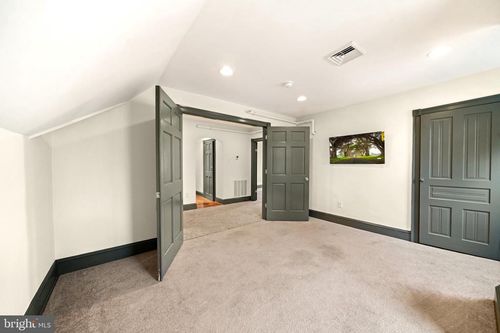 apt-5-119 S Broad St, KENNETT SQUARE, PA, 19348-3133 | Card Image