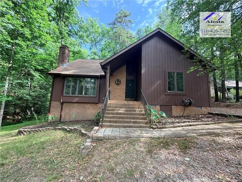 5004 Cardinal Cir, Sanford, NC, 27332-8348 | Card Image