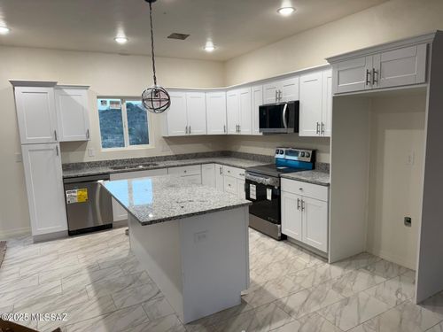 1009 Camino Estrella, Rio Rico, AZ, 85648-2918 | Card Image