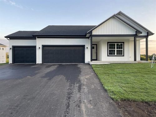 504 Village Lane, Ripon, WI, 54971 | Card Image