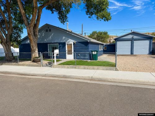 1203 10th St, Rock Springs, WY, 82901-5424 | Card Image
