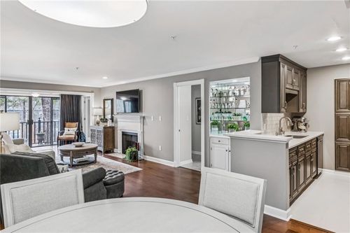 unit-206-28206 Plantation Dr Ne, Atlanta, GA, 30324-2941 | Card Image