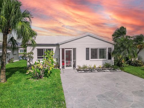 8103 Nw 58th Pl, Tamarac, FL, 33321-4520 | Card Image