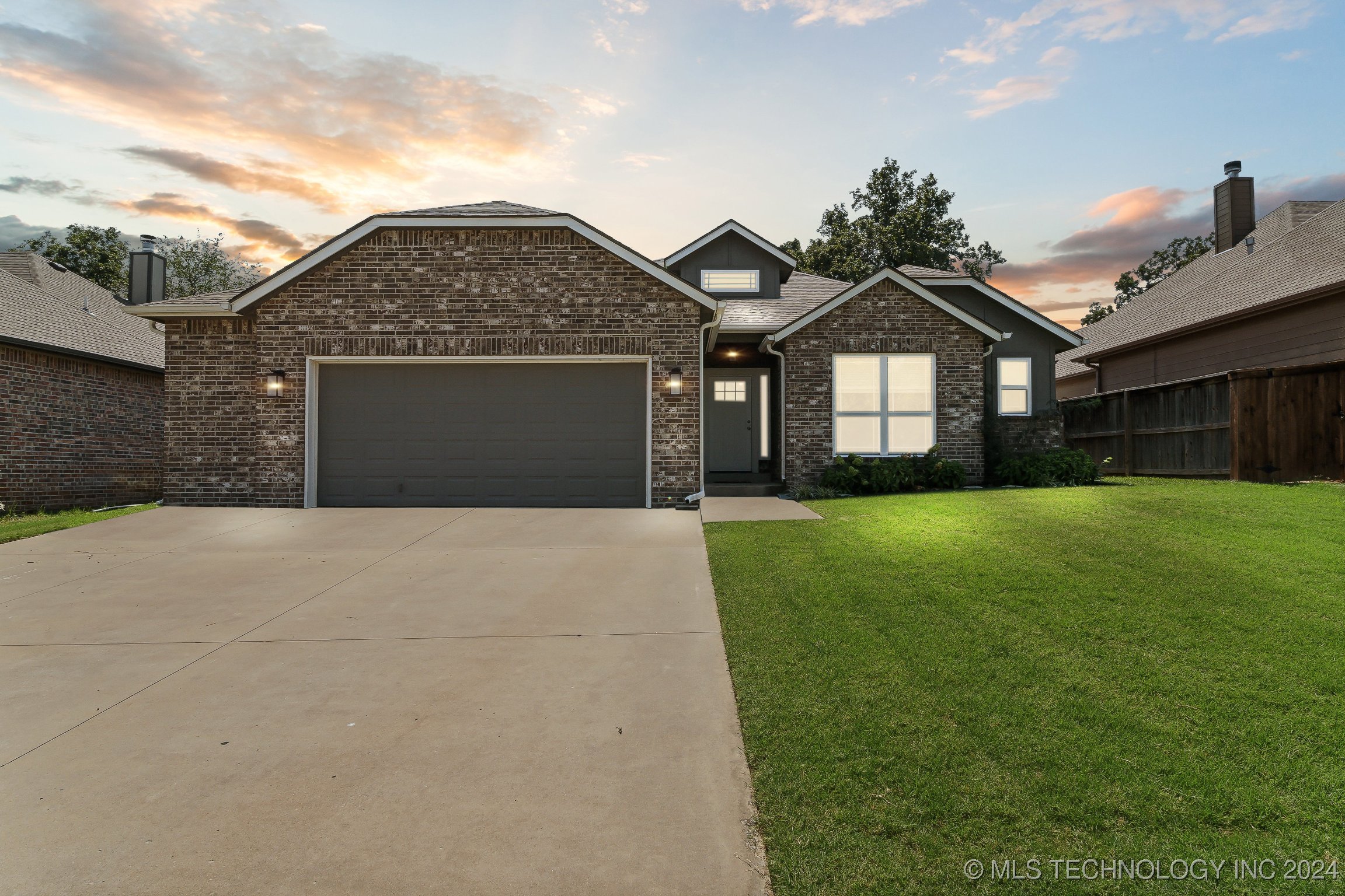 55th St, Sand Springs, OK 74063