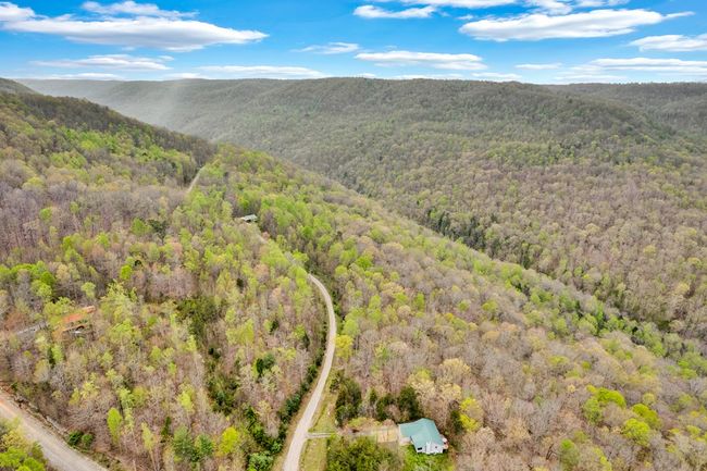 108 W Bobcat Ln, House other with 3 bedrooms, 2 bathrooms and 2 parking in Wilder TN | Image 32