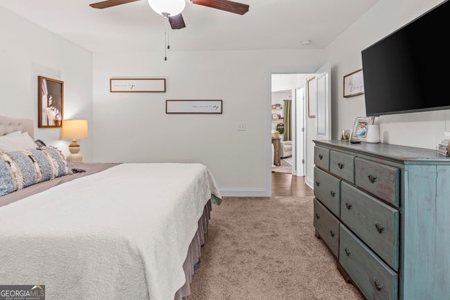 1081 Oak Hill Ln, House other with 3 bedrooms, 2 bathrooms and 2 parking in Madison GA | Image 36
