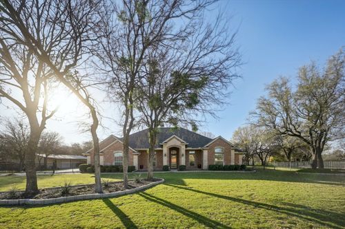 3001 Bald Eagle Ct, Fort Worth, TX, 76135-5392 | Card Image