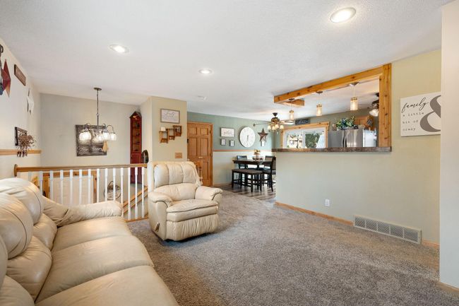 27-web-or-mls-1015-16th-st-sw.jpg | Image 15