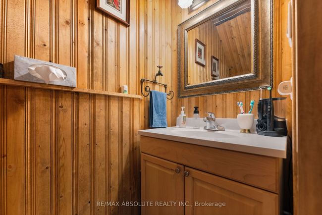 4666 Matawatchan Rd, House other with 3 bedrooms, 2 bathrooms and 8 parking in Griffith ON | Image 16