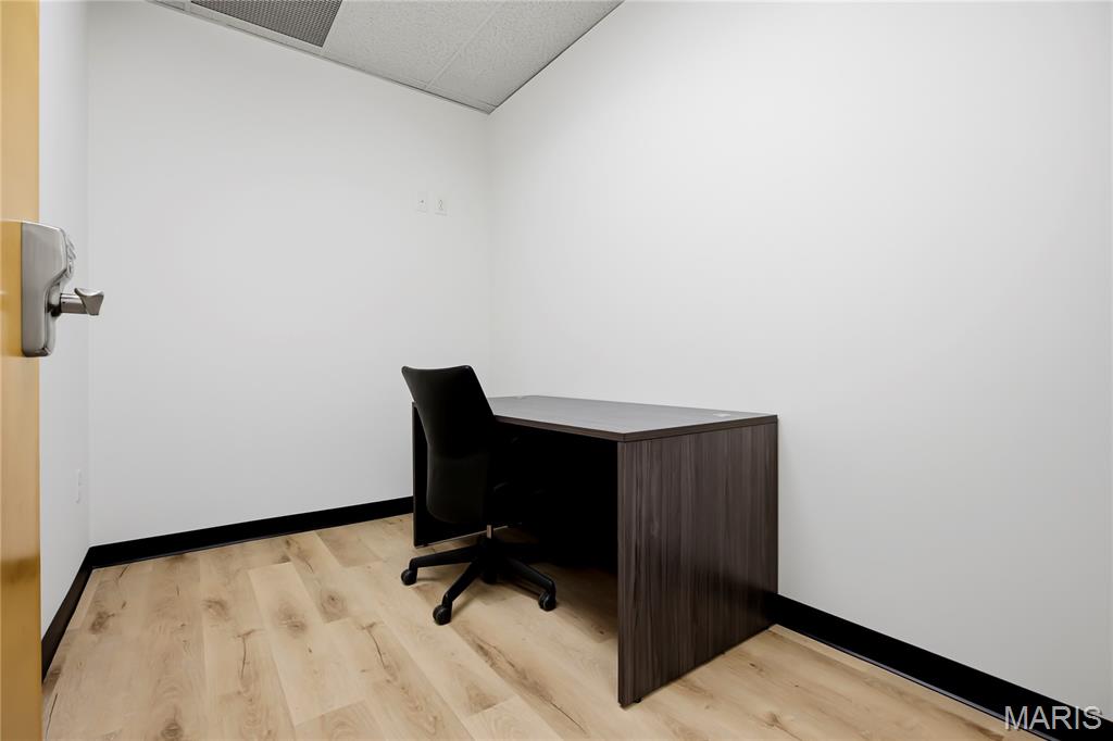 Commercial Lease in Wildwood