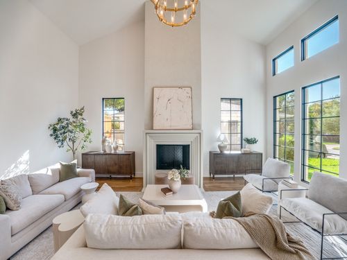 10641 Larchfield Ln, Dallas, TX, 75238-2800 | Card Image