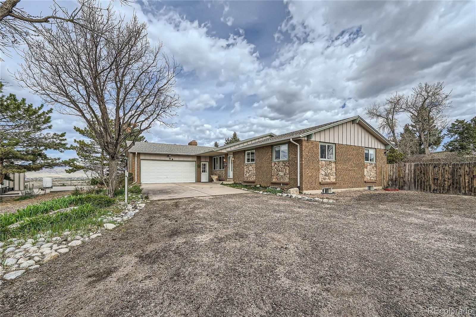 Lakeside Dr, Littleton, CO 80125