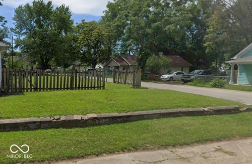 2198 N Dexter St, Indianapolis, IN, 46202-1013 | Card Image