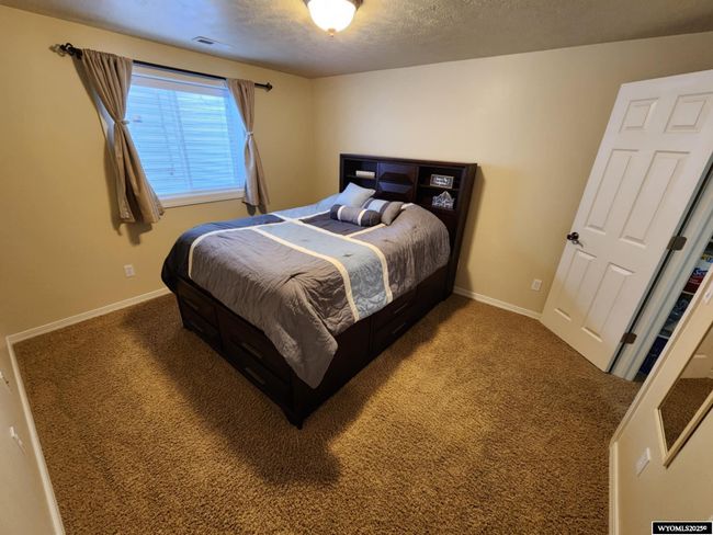 510 Oak Creek Dr, House other with 6 bedrooms, 3 bathrooms and null parking in Rock Springs WY | Image 33