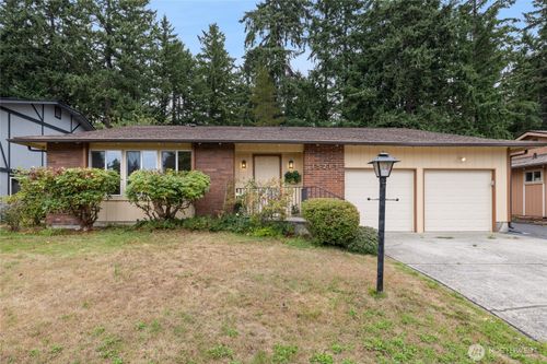 15217 19th Avenue Ct E, Tacoma, WA, 98445-2416 | Card Image