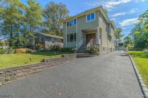 567 Mountain Ave, Springfield, NJ, 07081-2519 | Card Image