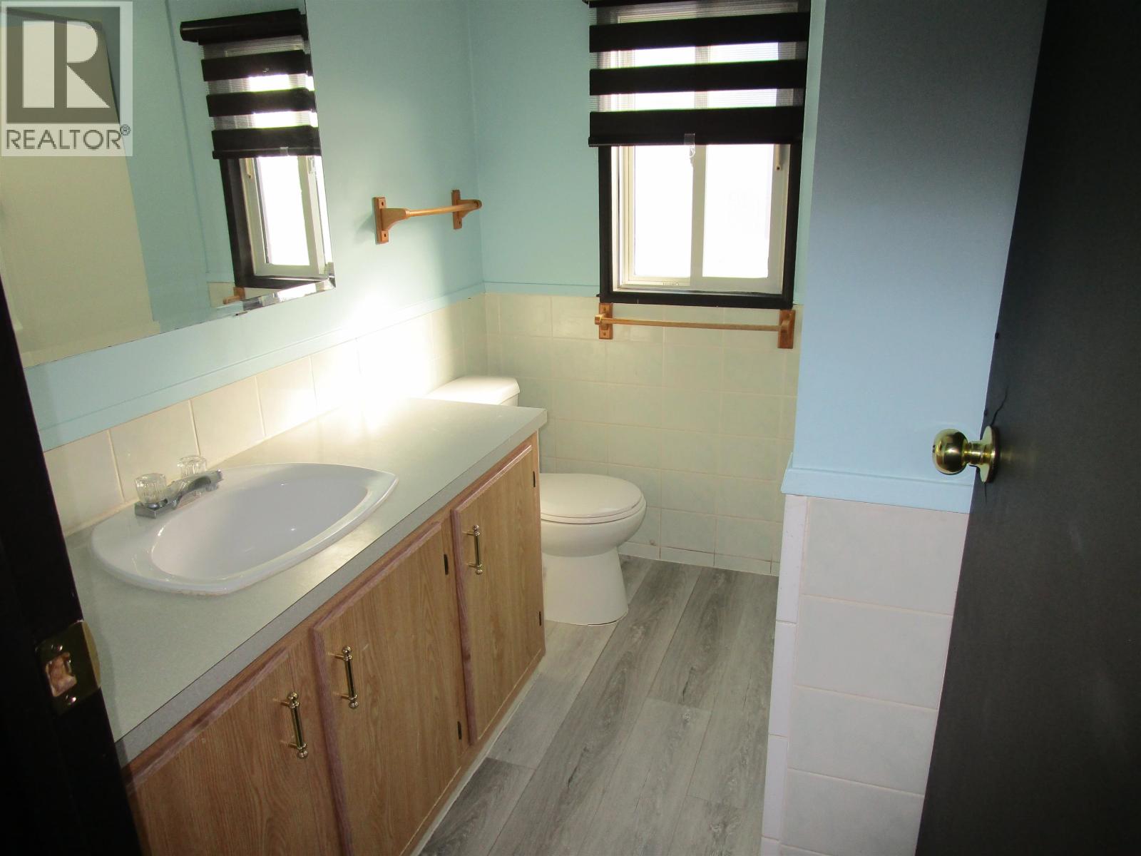 Residential in 103 Mile House 5