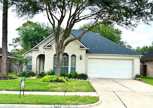 3603 Paigewood Drive, Pearland, TX, 77584 | Card Image