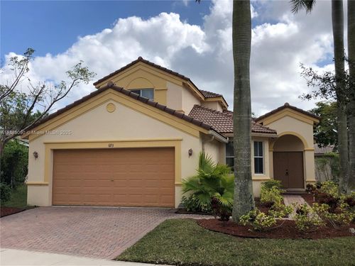 693 Live Oak Ln, Weston, FL, 33327-2463 | Card Image
