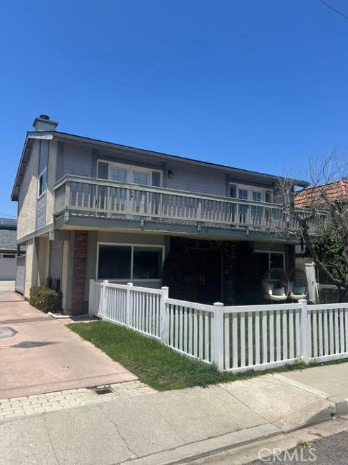 a-2215 Curtis Ave, Redondo Beach, CA, 90278 | Card Image