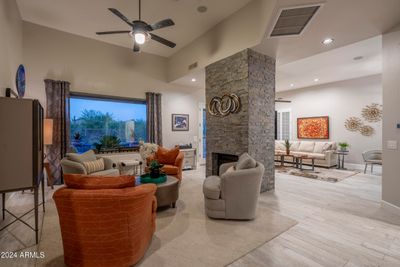 7168 E Thirsty Cactus Lane, House other with 2 bedrooms, 3 bathrooms and null parking in Scottsdale AZ | Image 2